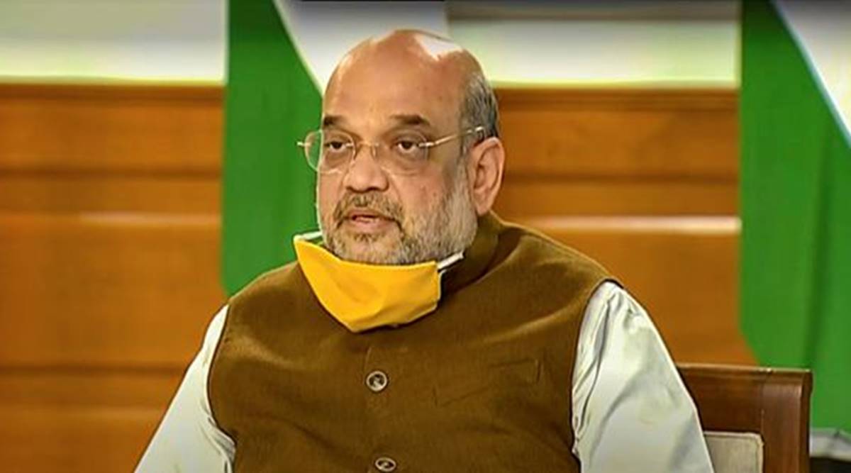Amit Shah stops his speech for Azaan in Kashmir's Baramullah, gets applauded by audience